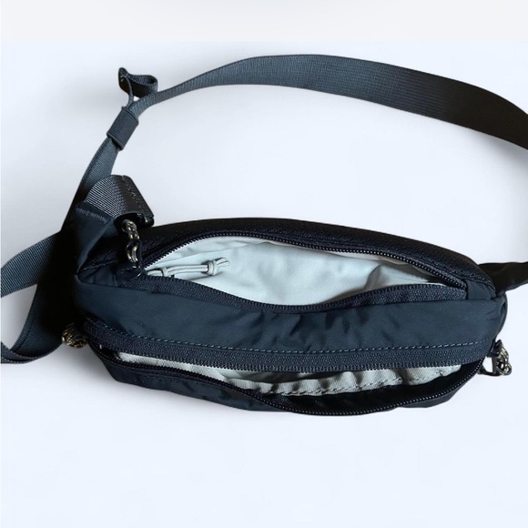 Fjallraven High Coast Hip Pack, NWOT. - Picture 2 of 6